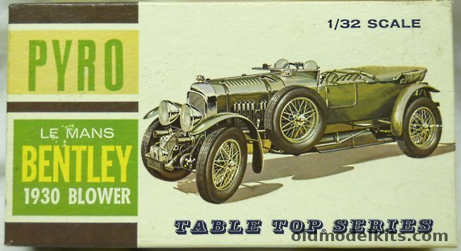 Pyro 1/32 1930 Bentley Le Mans Blower, C304-50 plastic model kit